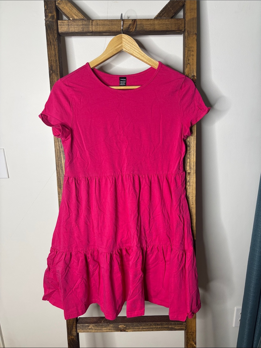 SHEIN Bright Hot Pink Tiered Short Sleeve Dress Size M